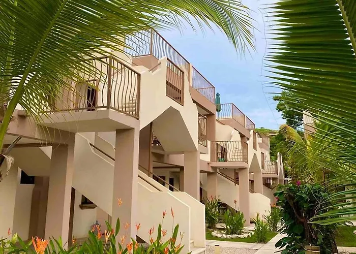 Sun And Waves Getaway Apartment *